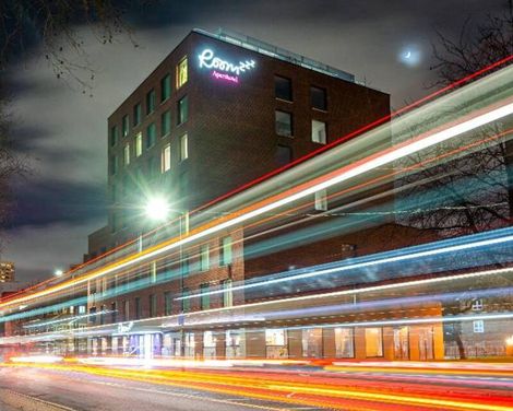 Roomzzz London Stratford