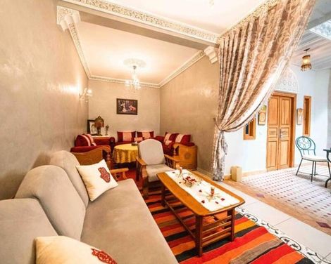 Riad Kiyanjana