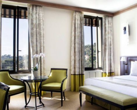 Royal Riviera-1