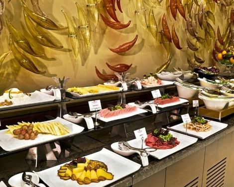 Ramada Plaza by Wyndham Istanbul Tekstilkent