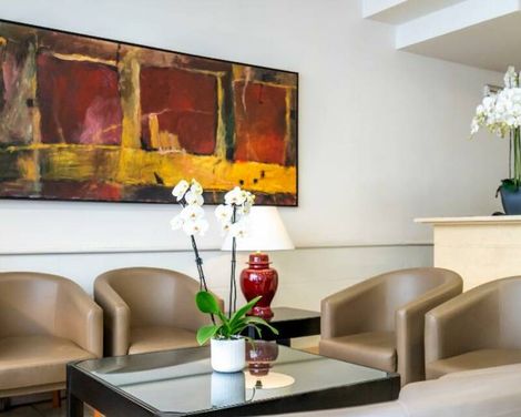 Glories Hotel
