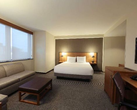 Hyatt Place Flushing/LaGuardia Airport