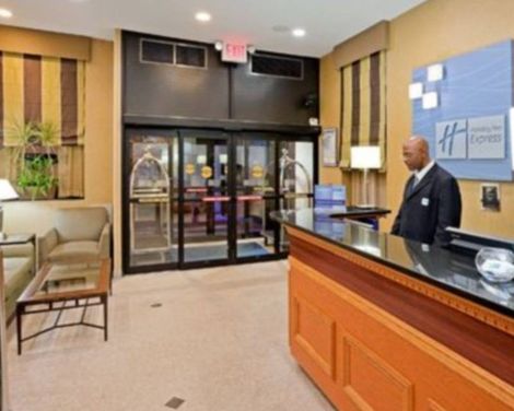 Holiday Inn Express New York-Brooklyn-3