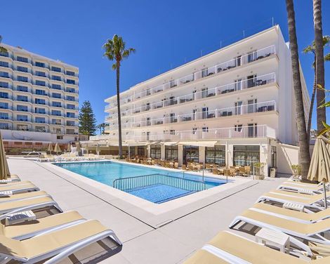 Universal Hotel Bikini