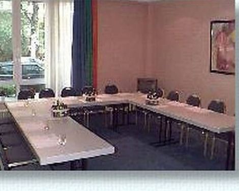 Limehome Berlin Luise Henriette Strasse-0