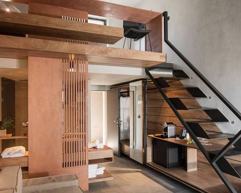 Pilot Amphora Boutique Hotel