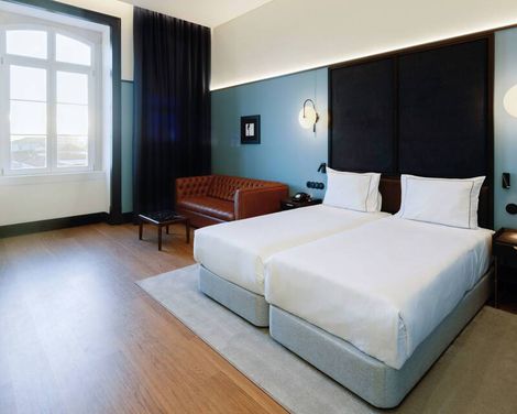 The Editory Riverside Hotel