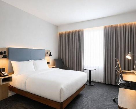 Holiday Inn London Luton North by IHG