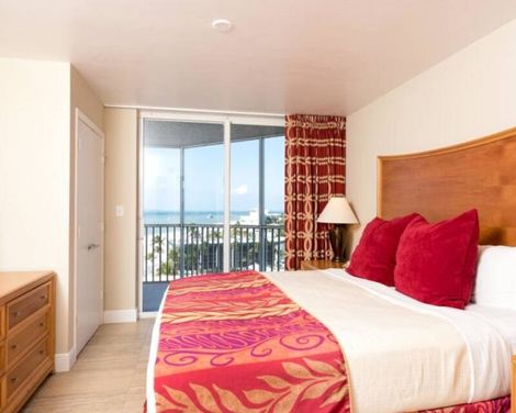 DiamondHead Beach Resort
