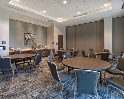 Homewood Suites by Hilton Orlando at FLAMINGO CROSSINGS Town Center