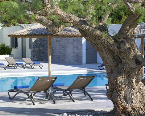 Coriva Beach Hotel & Bungalows