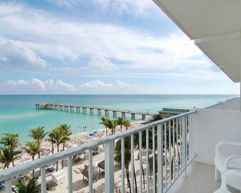 Newport Beachside Resort-3