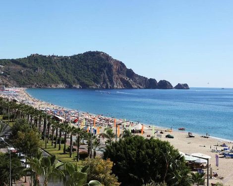 Kleopatra Ada Beach