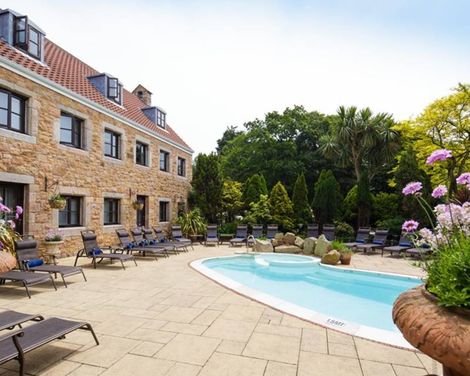 Greenhills Country House Hotel And Restaurant