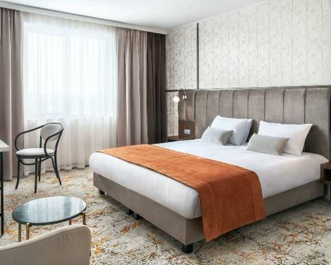 Metropolo By Golden Tulip
