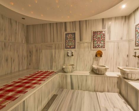 Grand Pamir Hotel