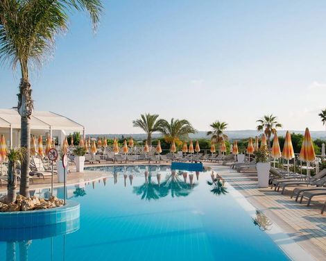Asterias Beach Hotel