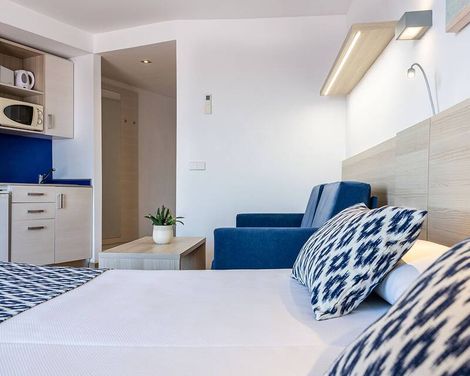 Globales Apartamentos Cala Viñas