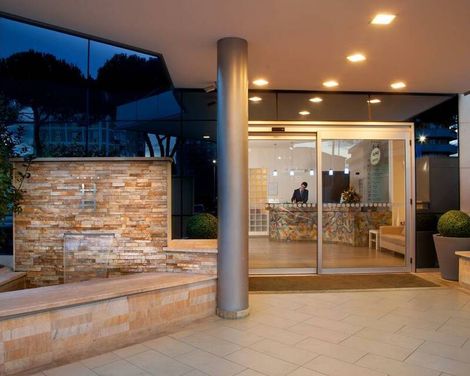 Hotel Artis