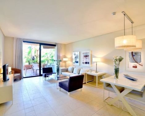 Novo Resort The Residence Luxury Apartments by Barceló