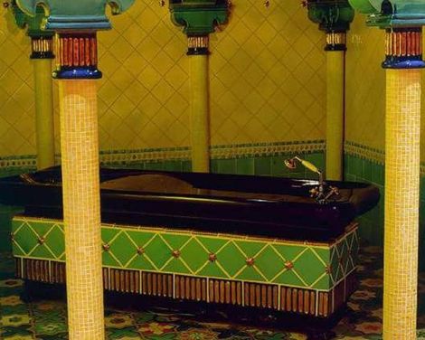 Bull Eugenia Victoria & Spa