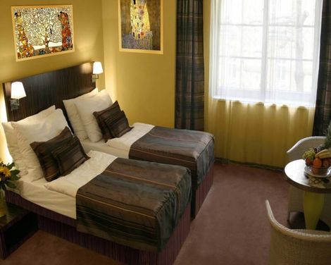 EA Hotel Crystal Palace