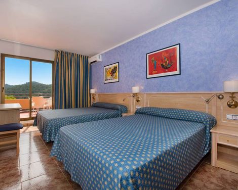 Cala San Miguel Hotel Ibiza, Curio Collection by Hilton inkl. Mietwagen