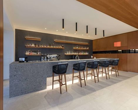 Hotel D'Andrea Lagoon All Suites