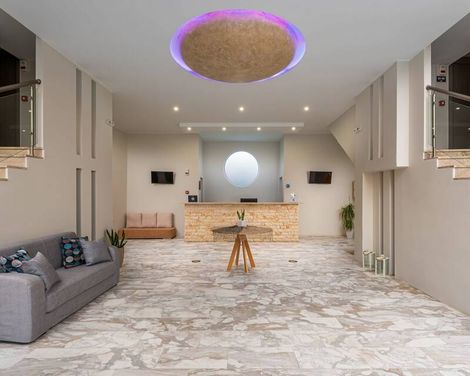 Sisi Breeze Hotel