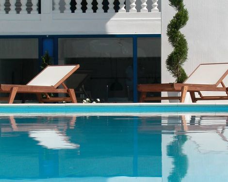 Kazaviti Hotel