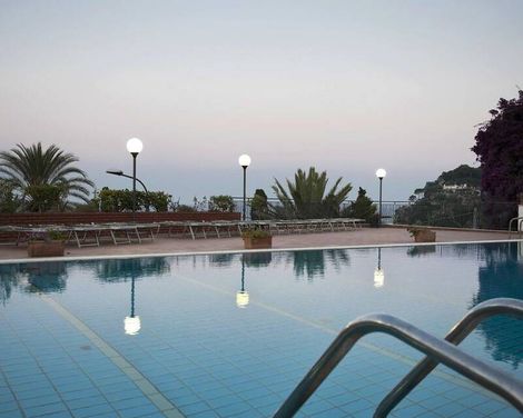 Villa Esperia-2