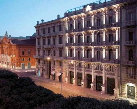 JR Hotels Oriente Bari-1
