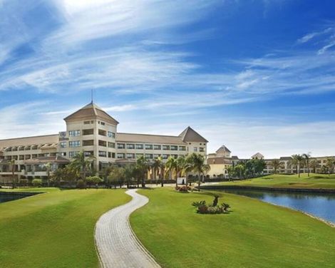 Hilton Pyramids Golf Resort