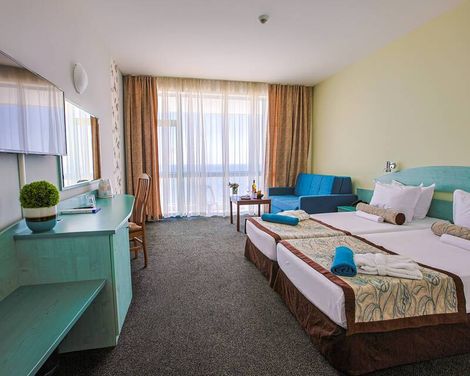 Berlin Golden Beach Hotel