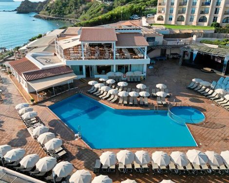 Invisa Hotel Club Cala Blanca-0