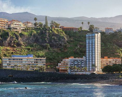 Ocean Vistas 24