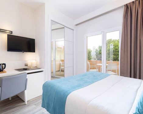 Invisa Hotel Es Pla - Adults Only