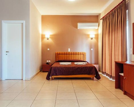 Apanema Hotel Vivari