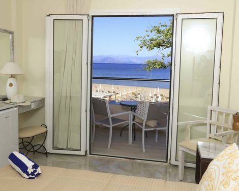 Cavomarina Beach Hotel