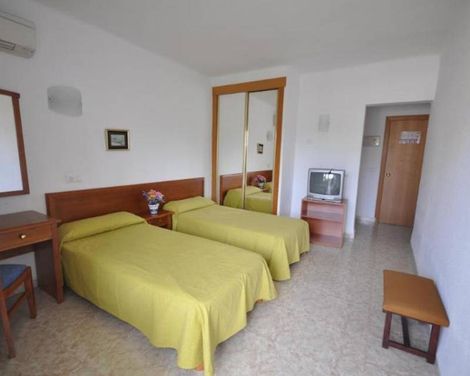 Houm Nets Hotel