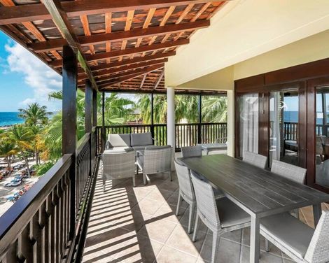 LionsDive Beach Resort