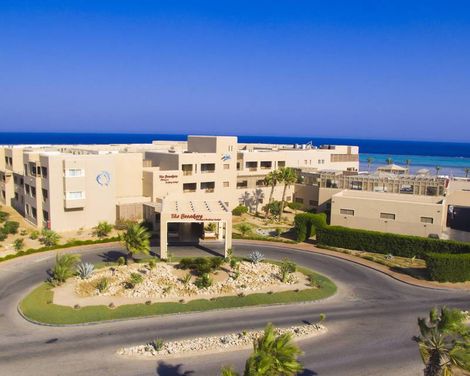 The Breakers Diving & Surfing Lodge