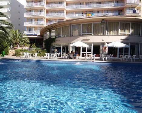 tent Arenal