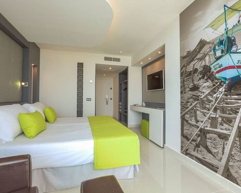 The Ibiza Twiins  - Life-3