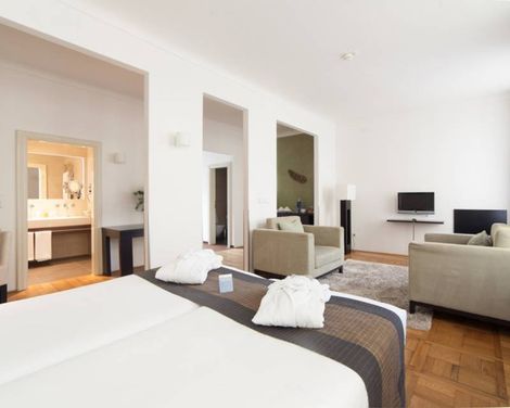 Hotel Golden Angel-0