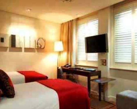 DoubleTree by Hilton Hotel London - West End-3