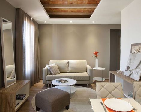 Barcelona Apartment Milà-3