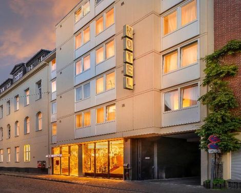 NOVUM Hotel Leonet
