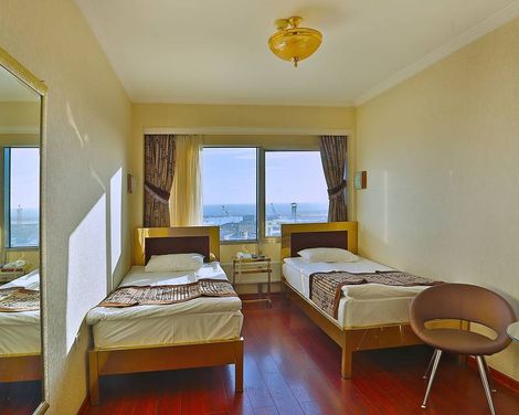 Grand Madrid Hotel-1
