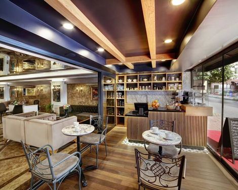 Skalion Hotel